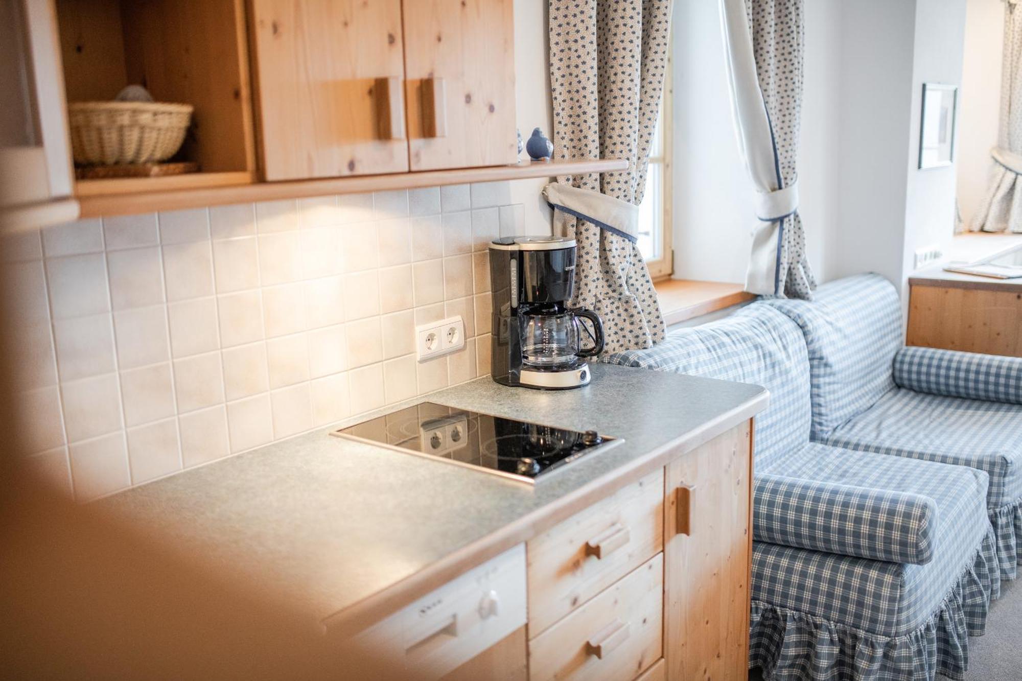 ラグンドHuber Unterm Baumアパートメント 部屋 写真
